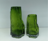 Ваза стеклянная D14 * H21, 1 шт., зеленый 4630270/072764 на фото справа купить в Минске – цена оптом и в розницу, характеристики | floradecor.by - фото