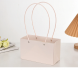 Сумка для цветов Мастхэв прямоугольный, 22х10х13 см упак.10 шт купить в Минске – цена оптом и в розницу, характеристики | floradecor.by - фото